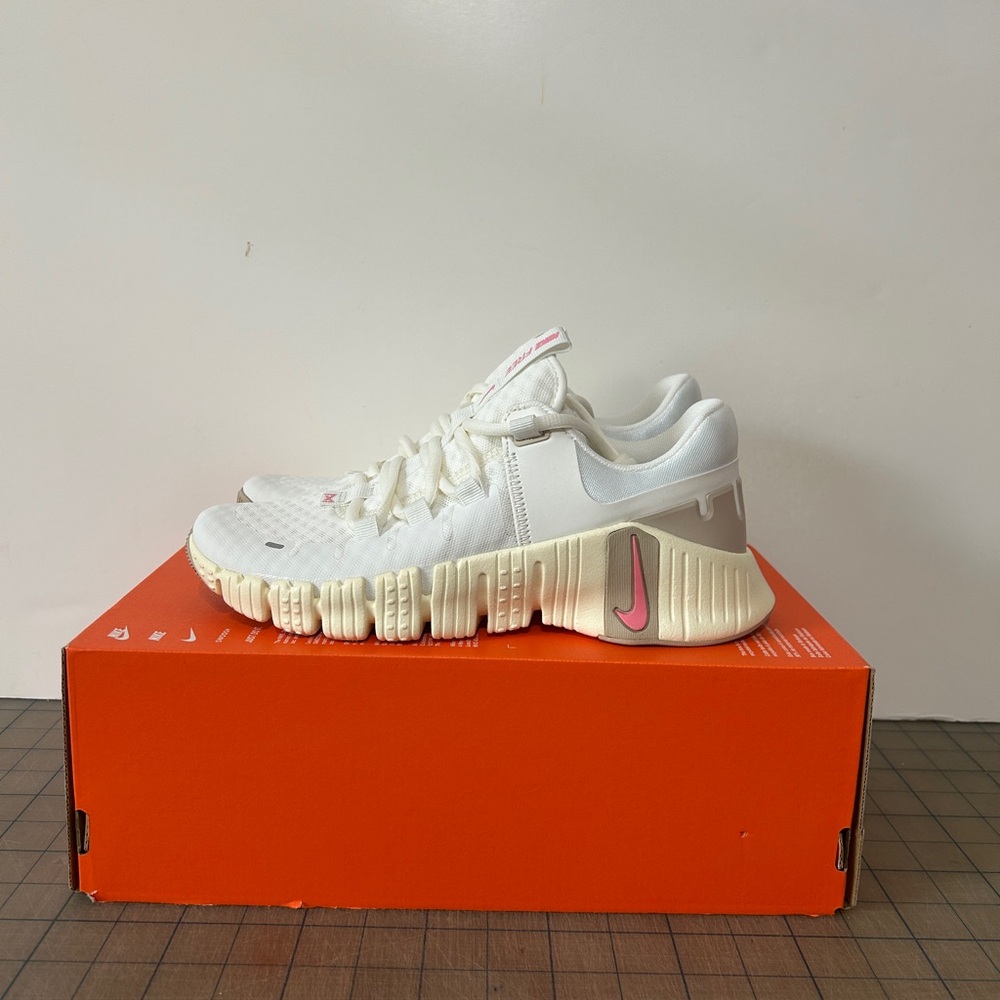 Nike Free Metcon 5 ‘Sail Sandrift’ Womens